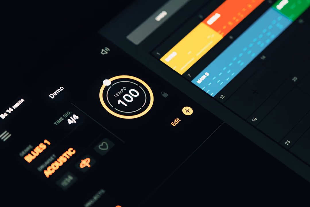官網『暗黑模式切換』(Dark Mode Toggle) 設計完整攻略:中小企業如何用一顆看似『潮』的小按鈕,讓晚上滑手機的訪客不會被白光嚇跑